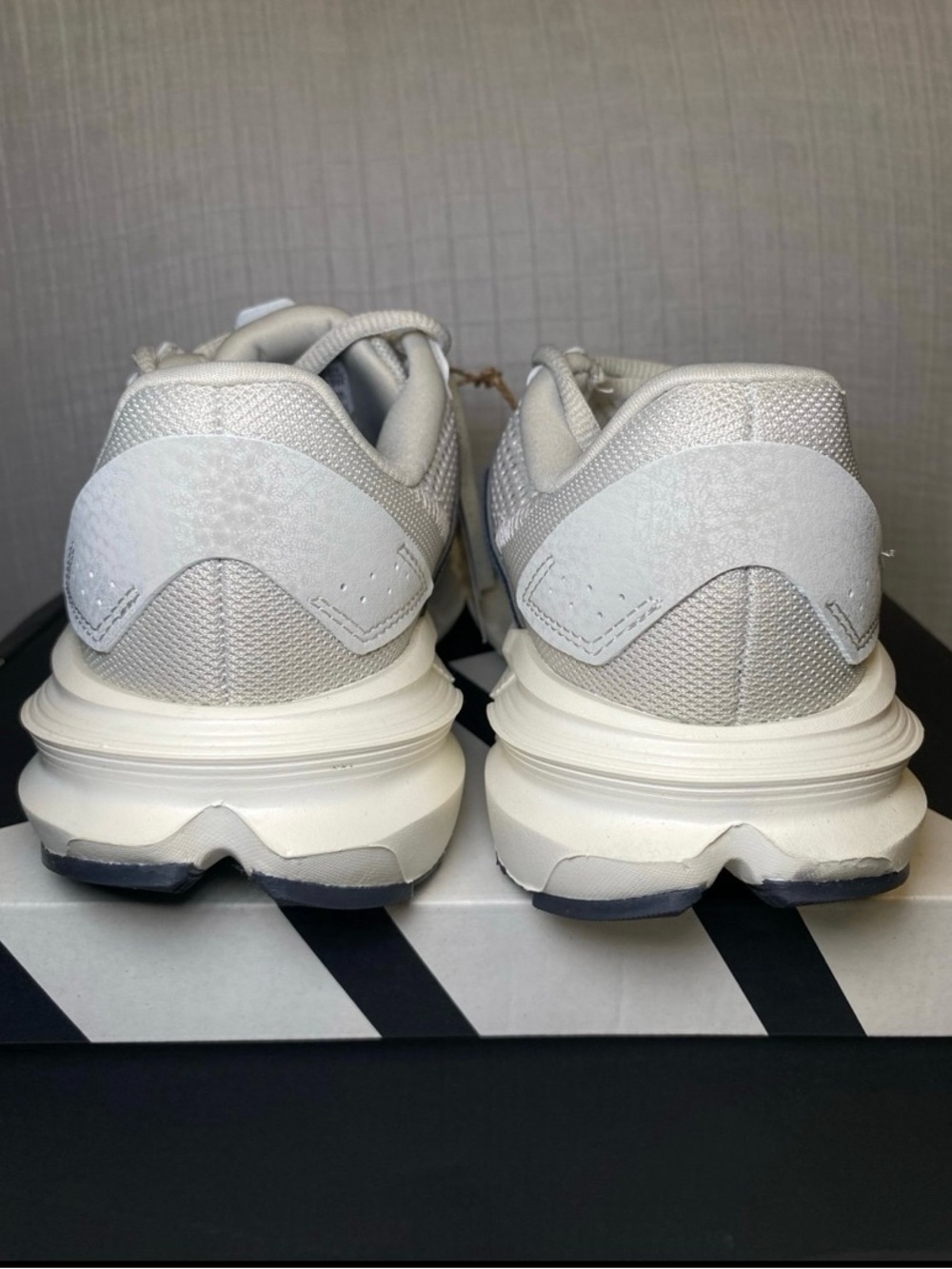 Adidas Astrastar - Picture 3 of 4